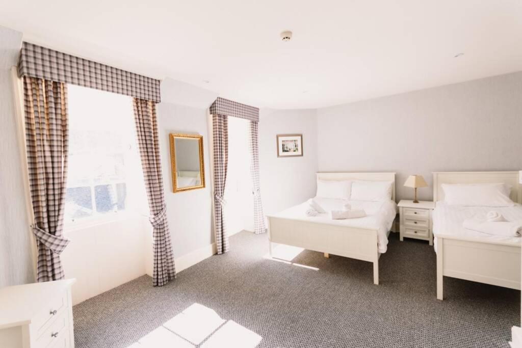 Wallace Apartment - A Unique Apartment In Countryside Park With Wifi And Access To Bar And Pool Perth Eksteriør billede